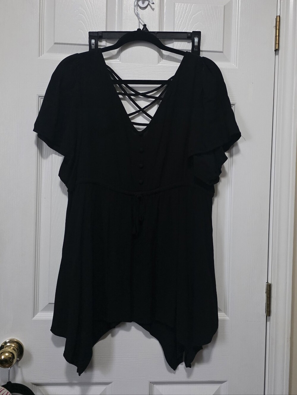 torrid Black Crisscross Back, V-Neck Flutter Sleeve Tunic